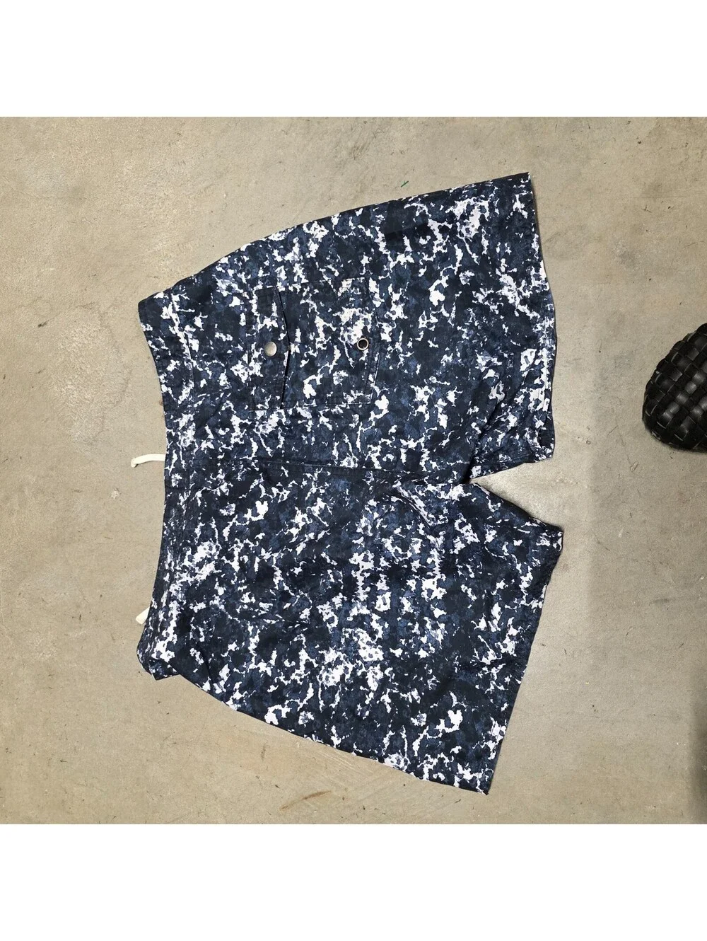 Saturdays New York City  Swim Short Men Small 31 Blue Paint Splatter Cruise